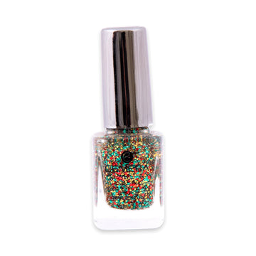 Quick dry nail polish in rich pigment shade with salon finish