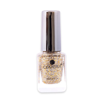 Quick dry nail polish in rich pigment shade with salon finish