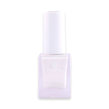 Quick dry nail polish in rich pigment shade with salon finish